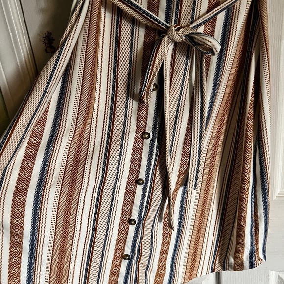 Striped Sleeveless Button-Down Dress - Picture 4 of 7